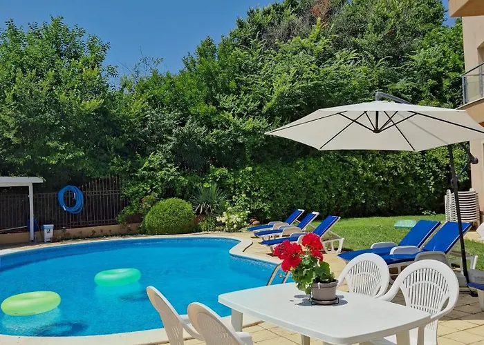 Sineva Appartement Ravda